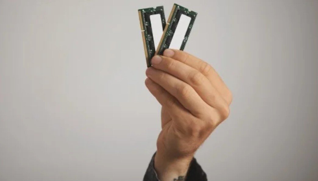 DDR4 vs DDR5 RAM Which Memory Should You Choose