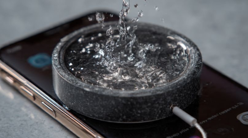 Best Methods to Remove Water in Phone Speaker