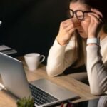 How to Reduce Screen Fatigue While Working Online